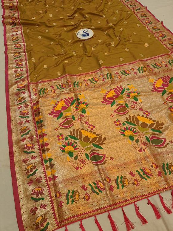Lotus Border Paithani Saree- VV5 G